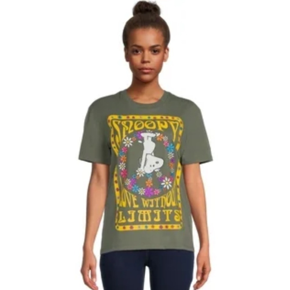Peanuts Snoopy‎ Love Without Limits Graphic T Shirt Women's Medium Olive Green
